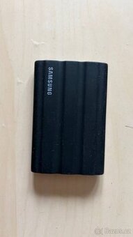 Externí SSD T7 Shield 1TB