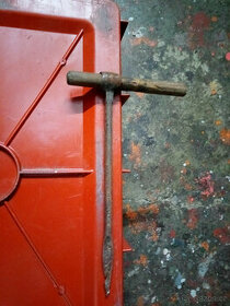 Staré ruční vrtáky dekorace - 1