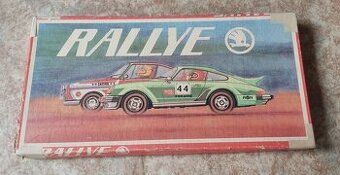 Retro hra / rallye - toga.