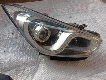 Pravý přední světlomet Hyundai I40 - 1