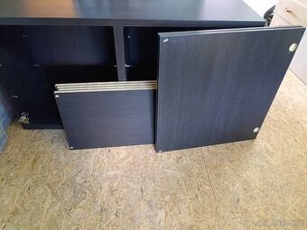 skříňka BESTA - IKEA černohnědá
