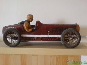 AUTO VETERÁN - 1