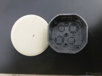 Krabice pod omítku. - 1