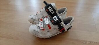 Cyklistické tretry, boty SIDI + nášlapy