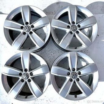 ORIGINÁLNÍ ALU VW PASSAT TIGUAN GOLF SCIROCCO TOURAN 17"