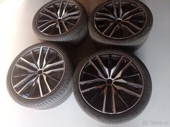 Letní 22" originál BMW X5 G05, X6 G06 styling 742