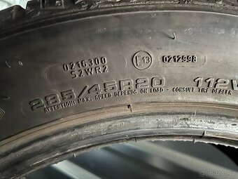 285/45 R20 112V