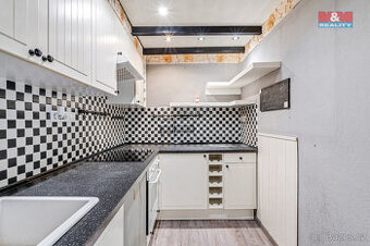 Prodej družstevního bytu 2+kk, 47 m², Teplice, ul.Pod Školou