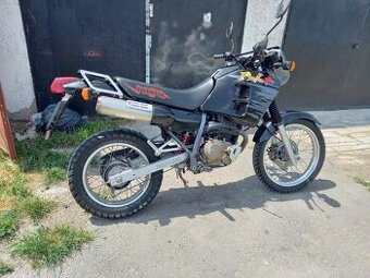 Honda NX 250 Dominátor