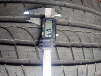 Letní pneu 255/35 r 20