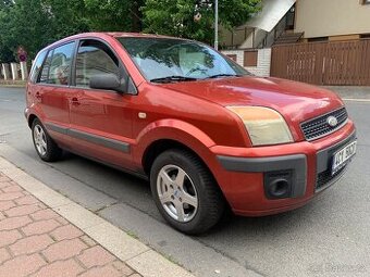 Ford Fusion 1.4 obětním 59 KW. Rok 2009. Klima. Tažné