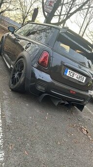 MINI Cooper JCW R56