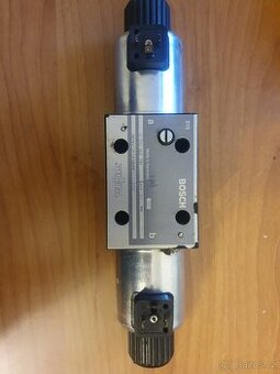 Hydraulický ventil 0 810 001 731