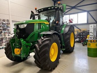 traktor John Deere 6R 250