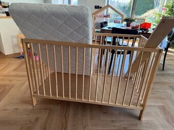 IKEA dětská postýlka 60 x 120