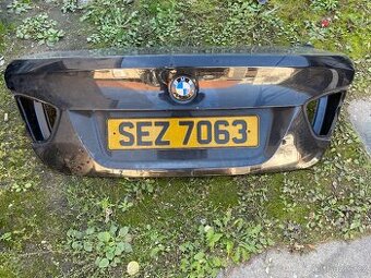 Zadní víko kufru bmw e90