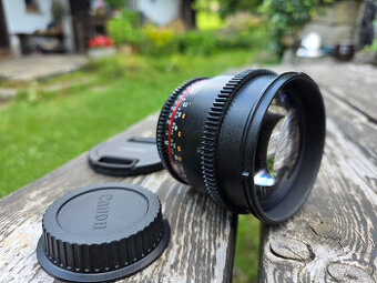 SAMYANG 85 mm T1,5 AS IF UMC II pro Canon EF