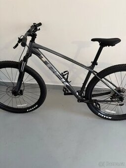 TREK Marlin 6 gen3 - v záruce