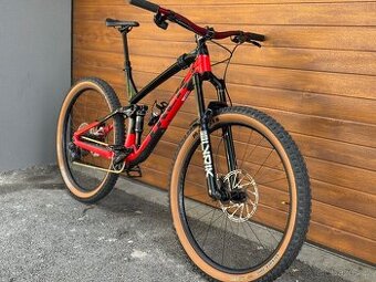 Trek Fuel ex7 Lyrik Ultimate SRAM AXS