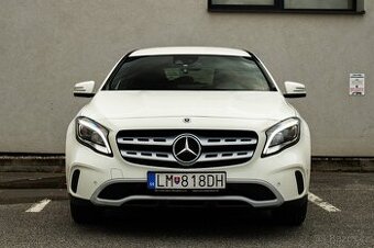 Mercedes-Benz GLA 200 d A/T