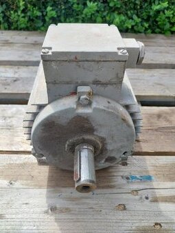 Elektromotor 2.2 kW 2860ot/min