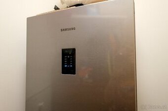 Chladnička a mrazák Samsung RB30J3215SA/EF