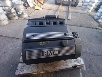 BMW E39 2.5-141 kW typ:256S5