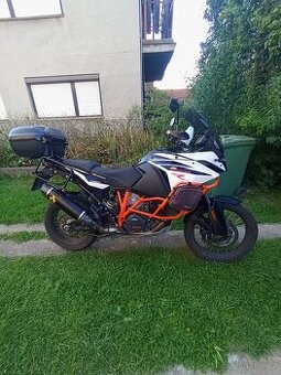 KTM 1090 Adventure R