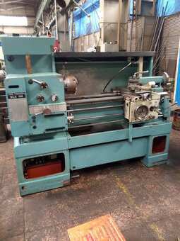 soustruh hrotový SUI 32/ 750