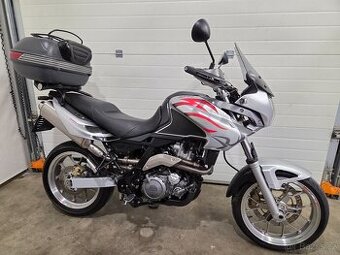 Aprilia Pegaso 650 Strada