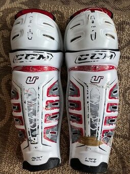 Chrániče holení na hokej, kopny CCM, 38cm