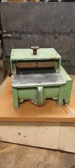 Tesařský hoblík, protahovačka