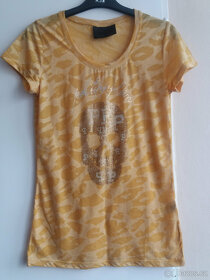 Tričko ZARA, halenka, šaty, legíny, kraťasy, zimní bunda,