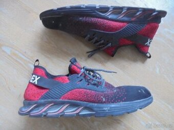 bezpečnostní pracovní tenisky vel. 47