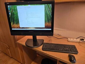 Počítač All in one 23" dotykový