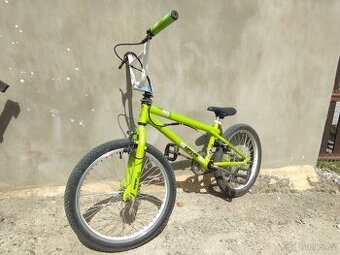 BMX kolo DHS