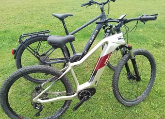Horská karbonová elektrokola