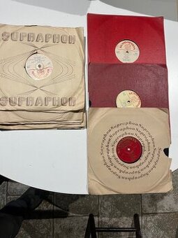 Šelakové gramofonové desky.