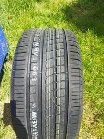 Pneu Pirelli zero Rosso 275/40/20 1ks