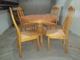 Kulatý stůl a 4 židle z masívu - 1