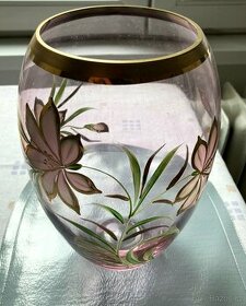 zdobená skleněná váza - 1