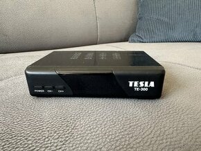 Nový přijímač Tesla TE-300