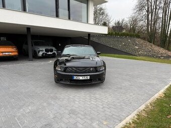 Ford Mustang GT/CS 5.0 MANUAL