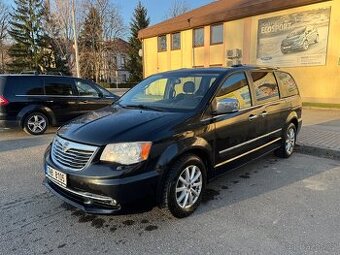 Lancia Voyager 2.8 nafta, 7 mist