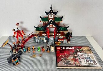 LEGO Ninjago 71767 - Chrám bojových umění nindžů