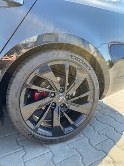 Audi OEM S3 alu kola - R18 225/40