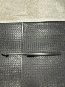Škoda super 3 lišta/dekor palubní desky Carbon