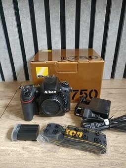 Nikon D750 tělo