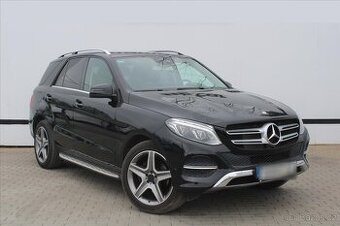 Mercedes-Benz GLE 250d 150kW 4 MATIC SERVIS. KN. (2016)