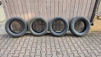 Sada letních pneu 235/55 R18